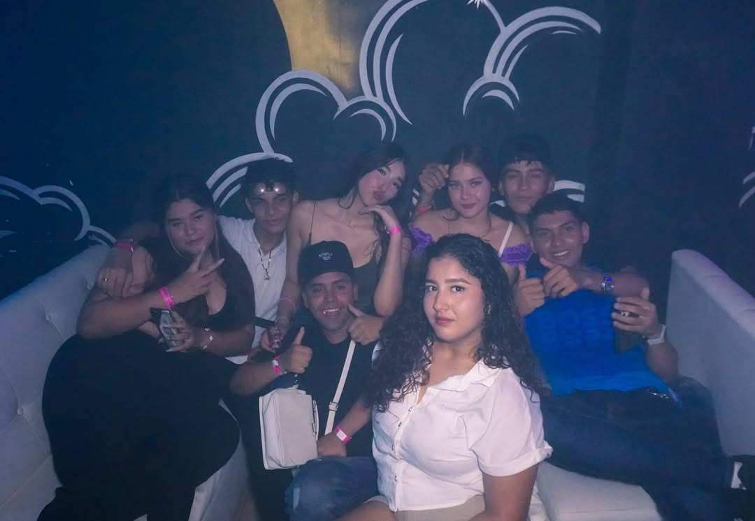 Grupo en la fiesta